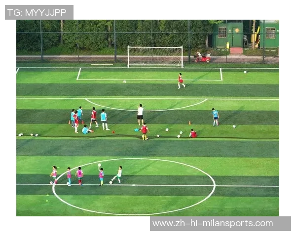 足球框女孩的梦想与坚持在绿茵场上的奋斗故事